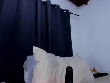 Chaturbate Live Sex Cam of nahomii_acosta