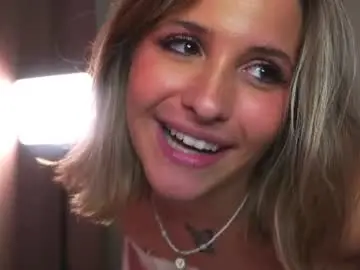 Chaturbate Live Porn of ceceliapidcock