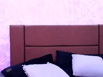 Chaturbate Best live sex cam show of isisgolden_