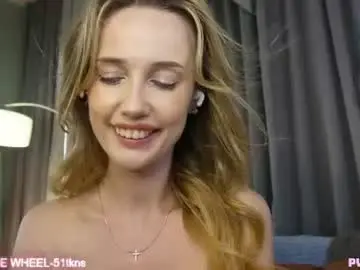 Chaturbate Live Sex Cam of arikajoy