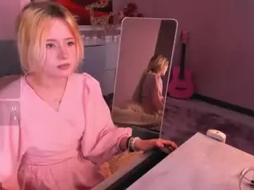Chaturbate Sex Chat of kiki_peach
