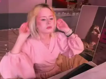 Chaturbate Free Porn Cam of kiki_peach