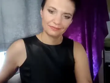 Chaturbate Private Sex Chat of hotmamaqueen234
