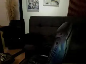 Chaturbate Sex Cam of crimson_tati