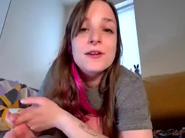 Chaturbate Adult Video Chat of adorequeenbunny