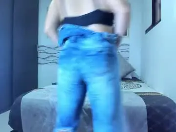 Chaturbate Free Porn Cam of isabella_diazx