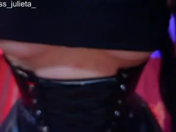Chaturbate Free Porn Cam of julieta_russell