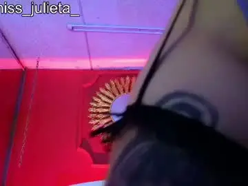 Chaturbate Free Live Porn of julieta_russell