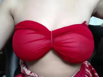 Chaturbate Live Sex Cam of kashvi_