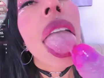 Chaturbate Nude Webcam of rumi666