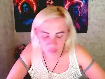 Chaturbate Adult Video Chat of alinafrey_