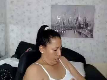 Chaturbate Best live sex cam show of mature_martina_