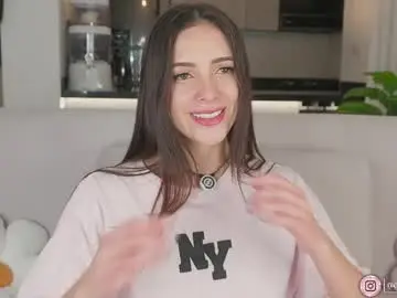 Chaturbate Live Sex Cam of daphne_cooper1