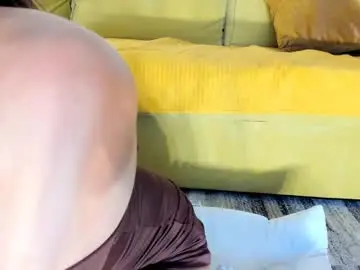 Chaturbate Live Sex Cam of hot_babes_live