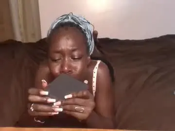 Chaturbate Live Sex Cam of hot_petite1