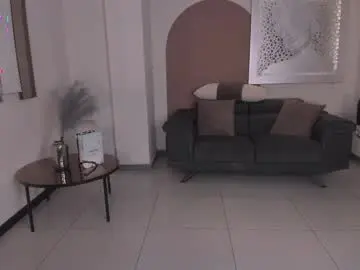 Chaturbate Free Porn Cam of taralawrence