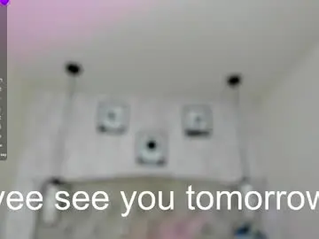 Chaturbate Live Sex Cam of dayana_harlow2