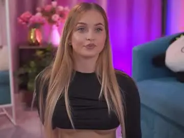 Chaturbate Live Sex of elyssawetxx