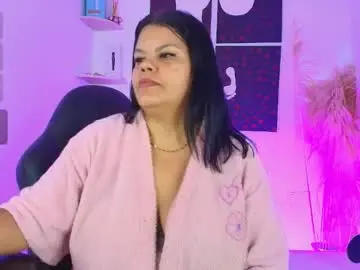 Chaturbate Watch Live Sex Cams of iamlola_