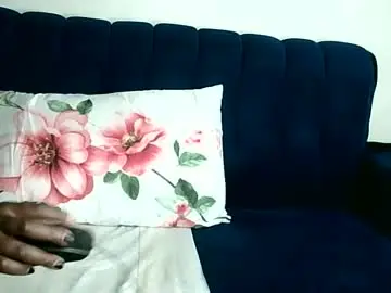 Chaturbate Live Sex Cam of brynzoe
