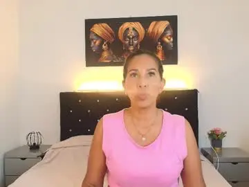 Chaturbate Live Sex Cam of shanon_mature_