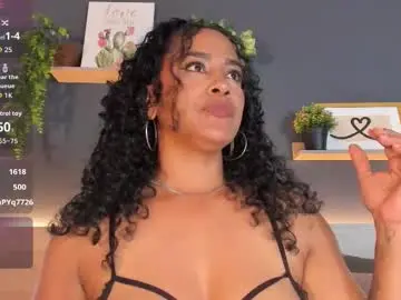 Chaturbate Best live sex cam show of zaha_evans