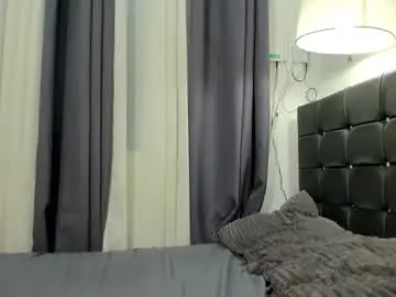 Chaturbate Adult Video Chat of sweetest_one4