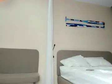 Chaturbate Best live sex cam show of kiraempire