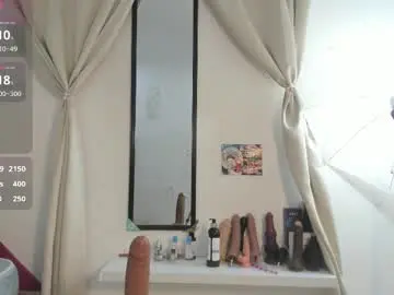 Chaturbate Watch Live Sex Cams of alessiiaa_