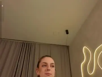 Chaturbate Live Sex Cam of genevievesaabatmand