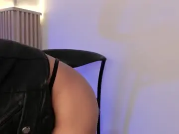 Chaturbate Private Sex Chat of daiana_curly