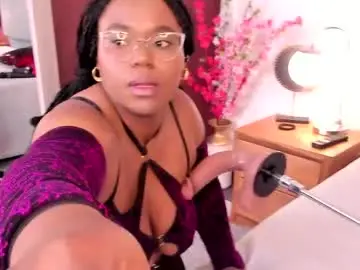 Chaturbate Sex Cam of makena_gh