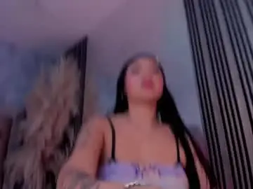 Chaturbate Live Sex Cam of kendallmeyers