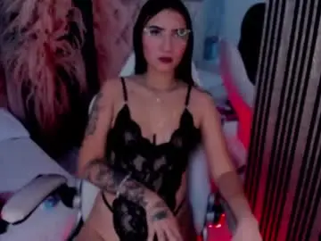 Chaturbate Live Sex Cam of kendallmeyers