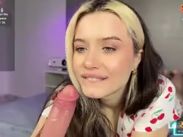 Chaturbate Live Sex of _blowjob_queen_