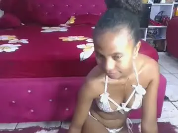 Chaturbate Free Porn Cam of artsloveyou