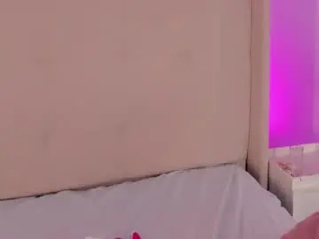 Chaturbate Live Sex Cam of valeriah_