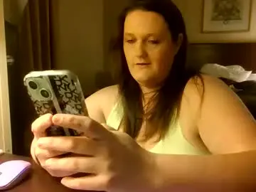 Chaturbate Live Sex Cam of bbwdomqueen