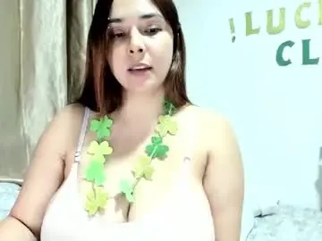 Chaturbate Live Sex Cam of suzygamingfairy