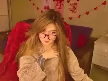 Chaturbate Live Sex Cam of purple_averge