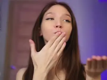 Chaturbate Live Sex Cam of angels_kiss