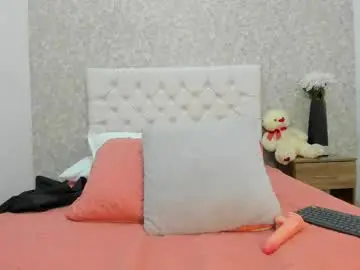 Chaturbate Watch Live Sex Cams of celeste1027