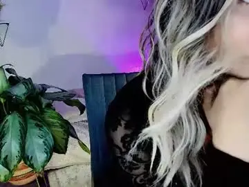 Chaturbate Best live sex cam show of dahnia_cruz