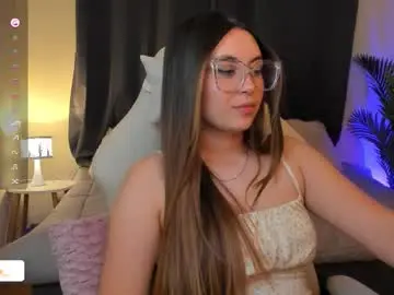 Chaturbate Live Sex Cam of dakottaa__