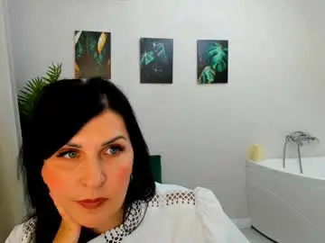 Chaturbate Live Sex Cam of moonvelour