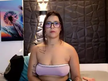 Chaturbate Best live sex cam show of graceymilf999