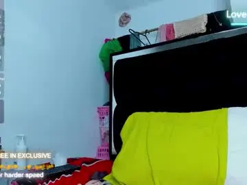 Chaturbate Live Sex of lucihornymilf