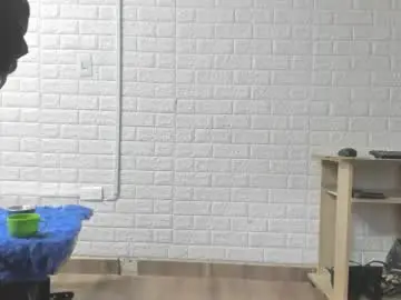 Chaturbate Sex Cam of sara_love_1