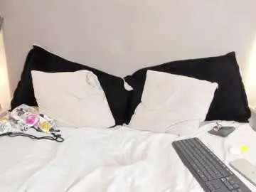 Chaturbate Watch Live Sex Cams of angel_velvet_