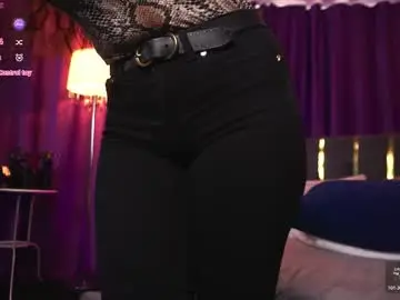 Chaturbate Best live sex cam show of hotdesy_